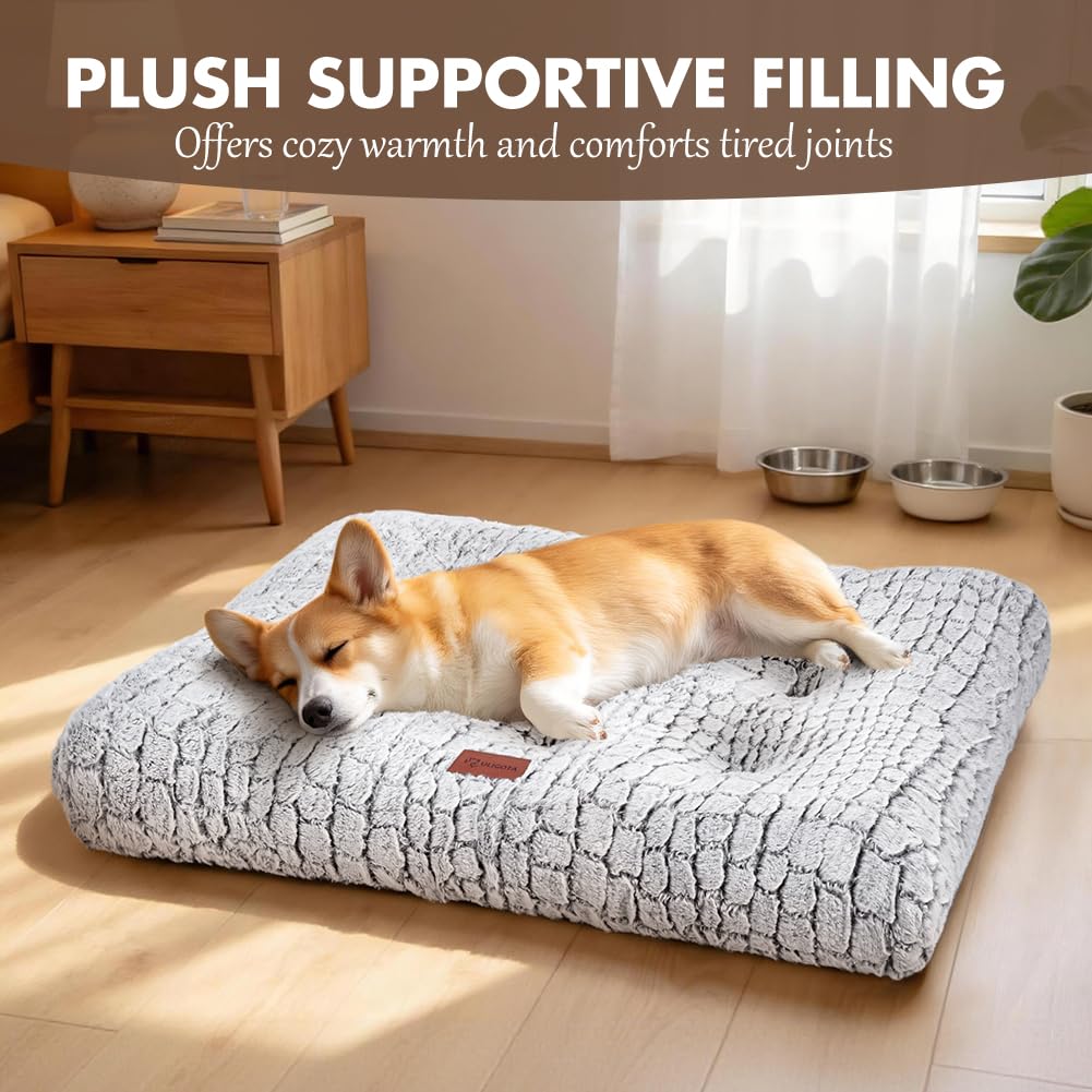 White Dog Crate Pad 24"x18" R1466