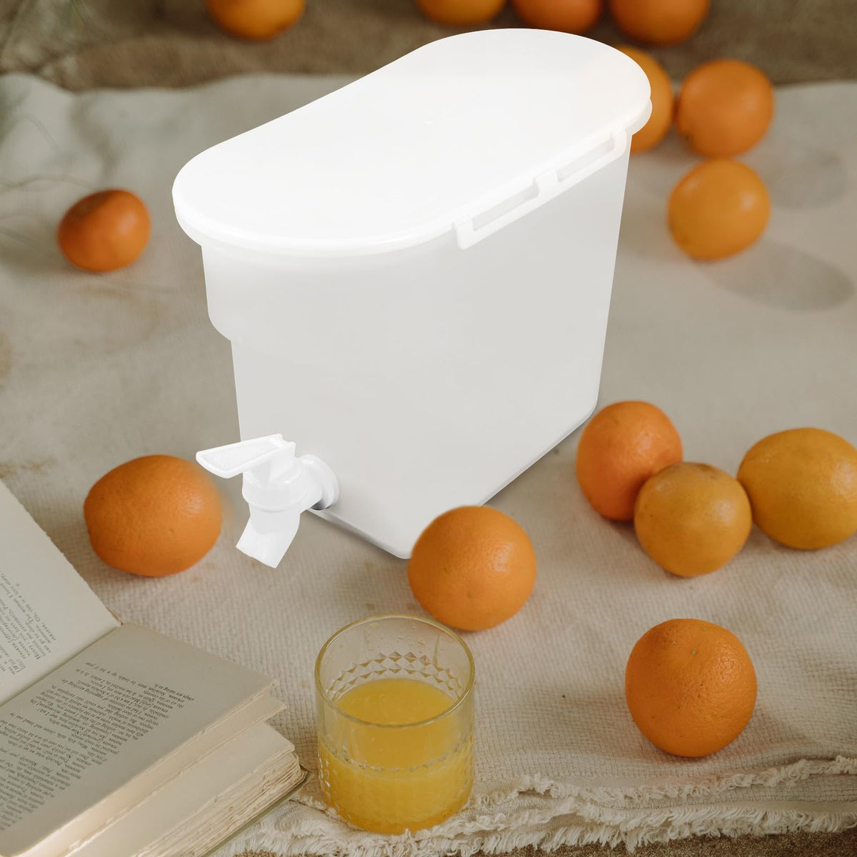 Water Jug with Faucet Large-capacity PP Pitcher W599