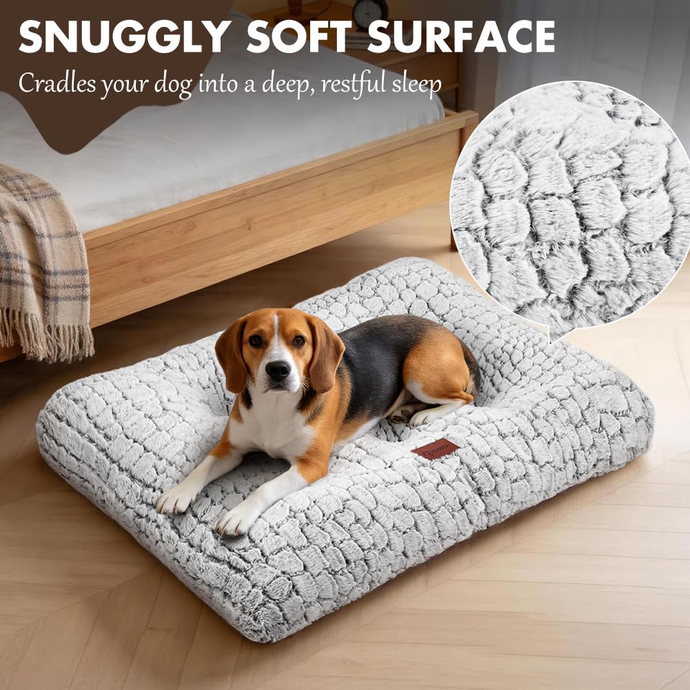 White Dog Crate Pad 24"x18" R1466